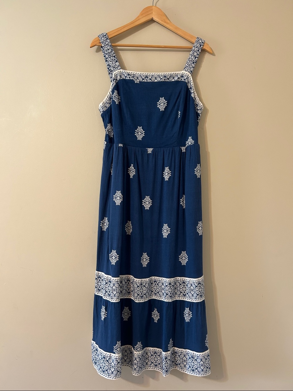 Lucky Brand Large Lace Trim Tiered Midi Dress Blue Medallion Abstract Paisley